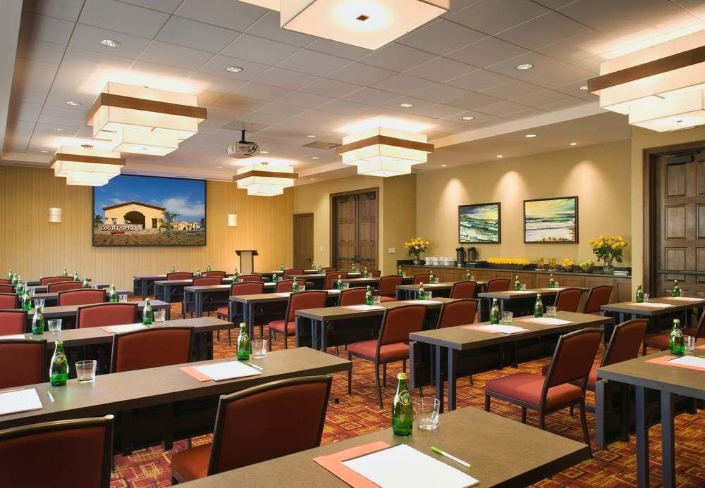 Courtyard By Marriott Santa Barbara Goleta Hotel Екстериор снимка