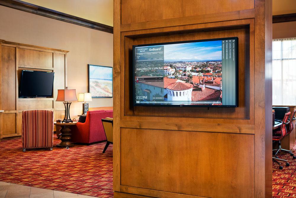 Courtyard By Marriott Santa Barbara Goleta Hotel Екстериор снимка