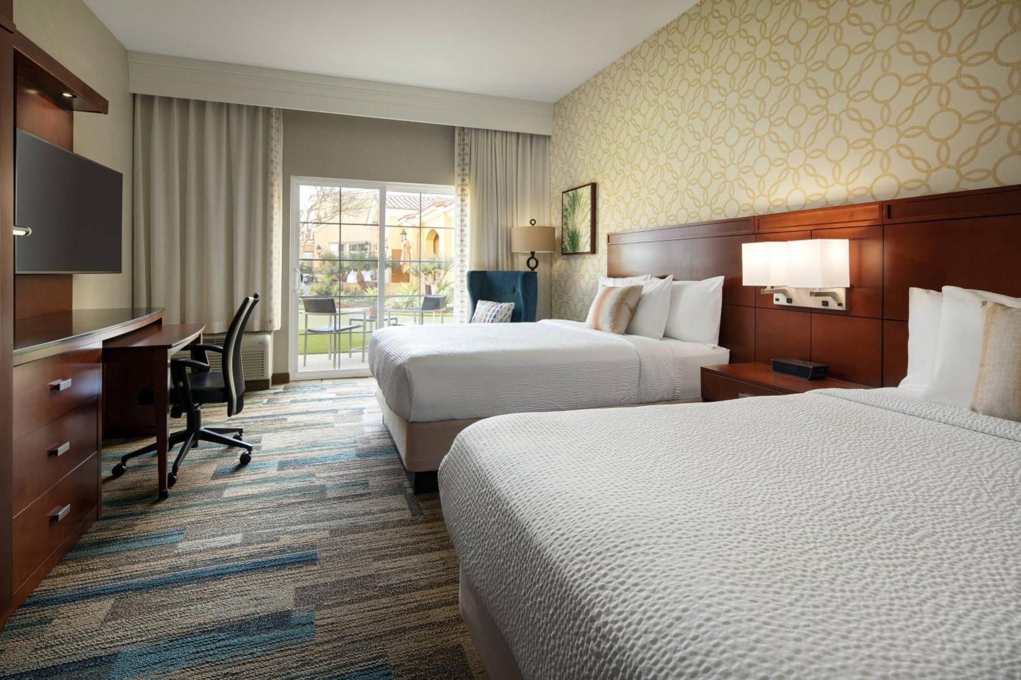 Courtyard By Marriott Santa Barbara Goleta Hotel Екстериор снимка