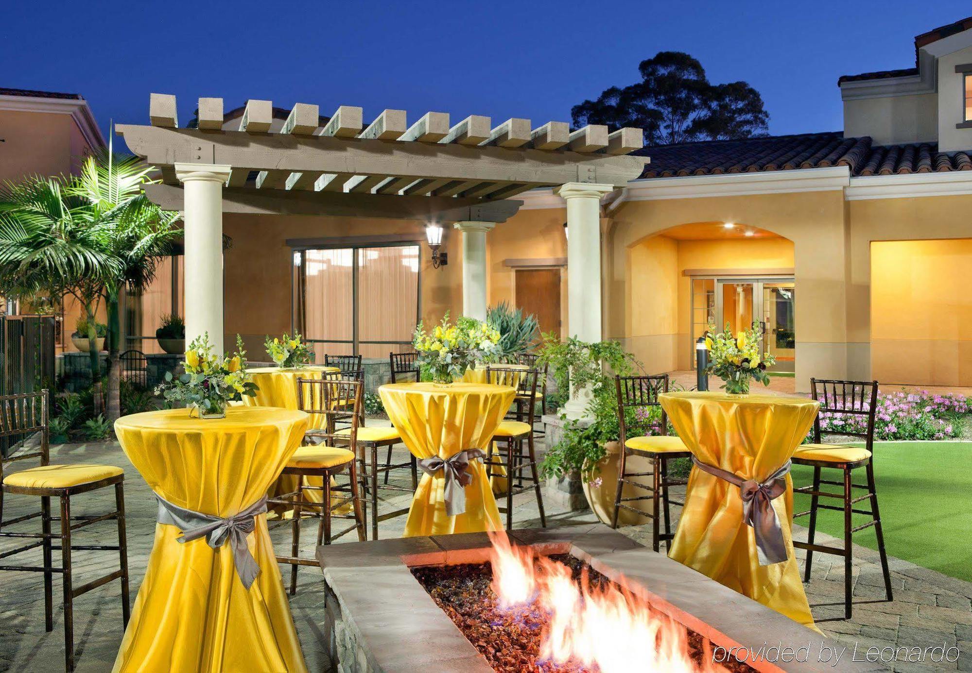 Courtyard By Marriott Santa Barbara Goleta Hotel Удобства снимка